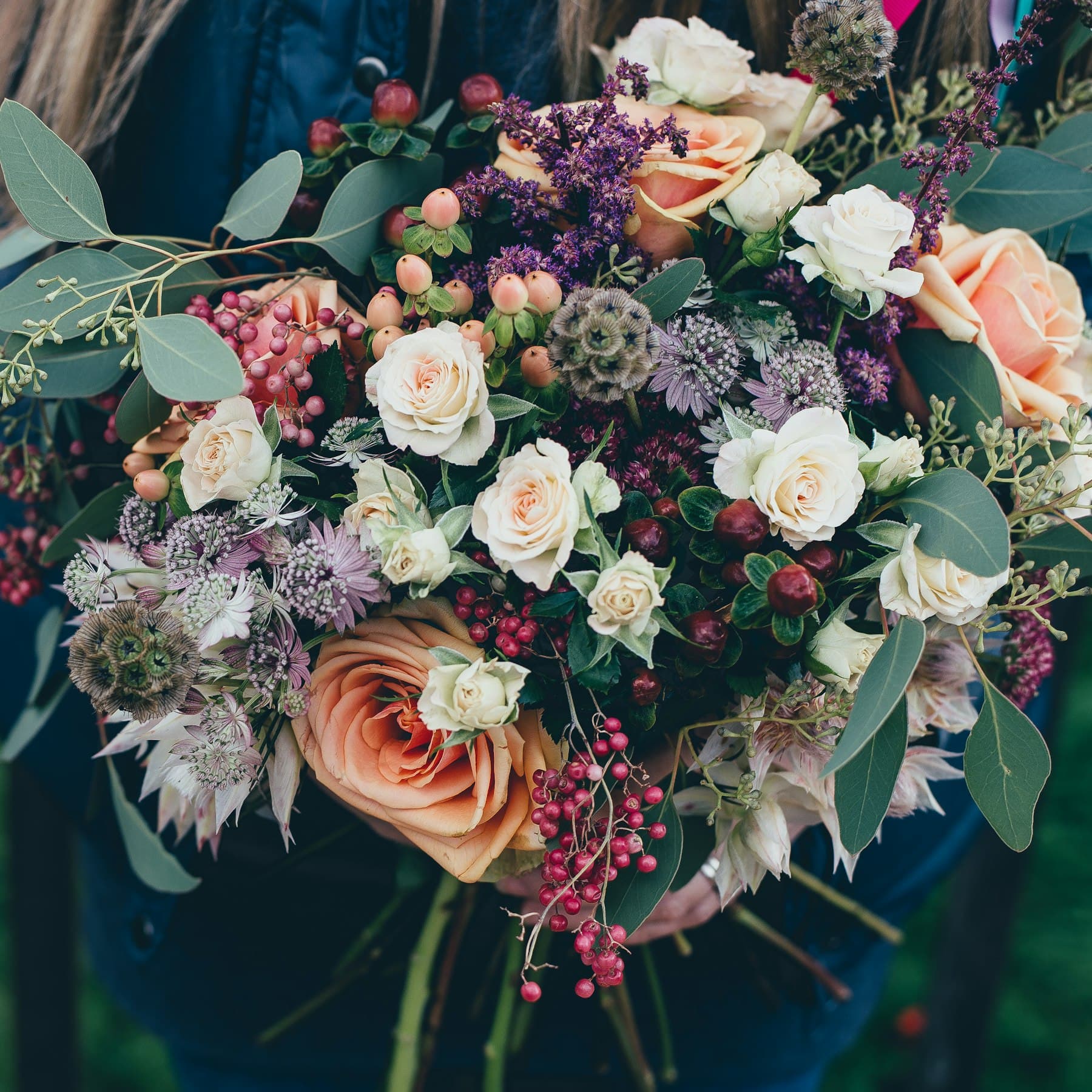 A muted garden bouquet - the tone of a welcoming first visit